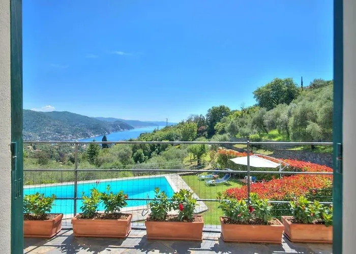Villa Costa Dei Gelsomini - 5 Posti Letto, Piscina E Giardino Privato Vista Mare Rapallo